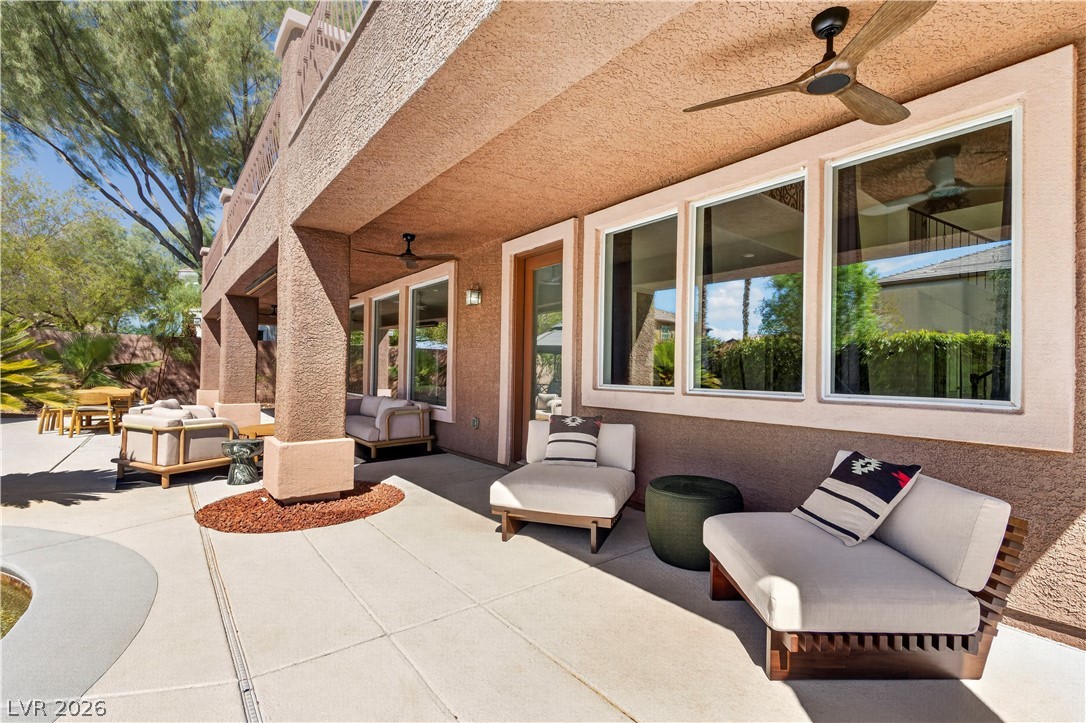 379 Autumn Hue Avenue Property Photo 40