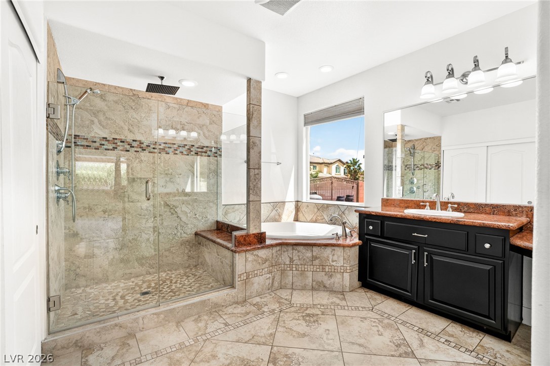 379 Autumn Hue Avenue Property Photo 44