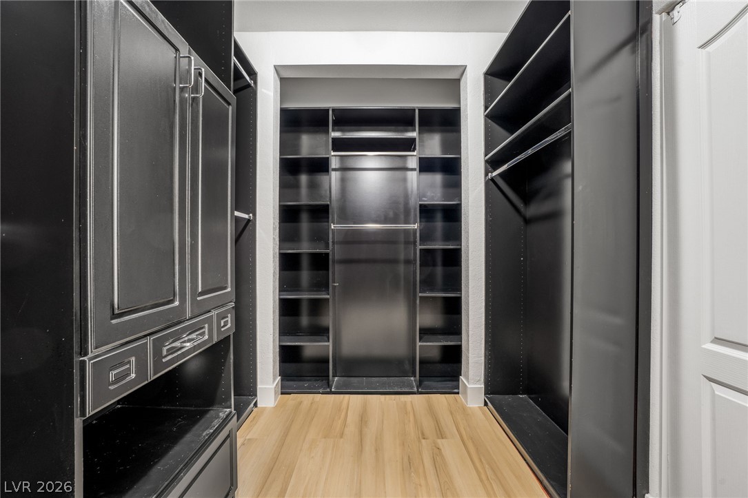 379 Autumn Hue Avenue Property Photo 47