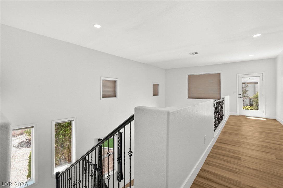 379 Autumn Hue Avenue Property Photo 57