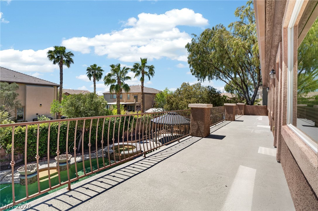 379 Autumn Hue Avenue Property Photo 73