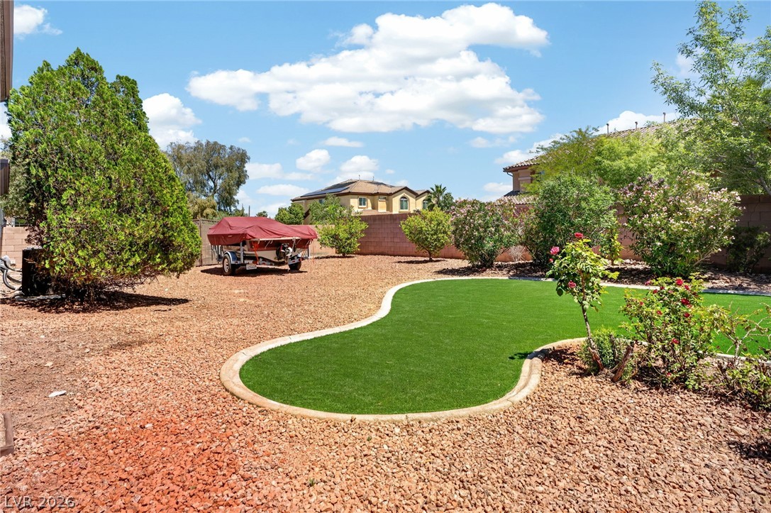 379 Autumn Hue Avenue Property Photo 83
