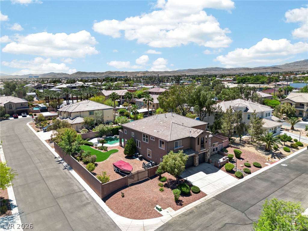 379 Autumn Hue Avenue Property Photo 86