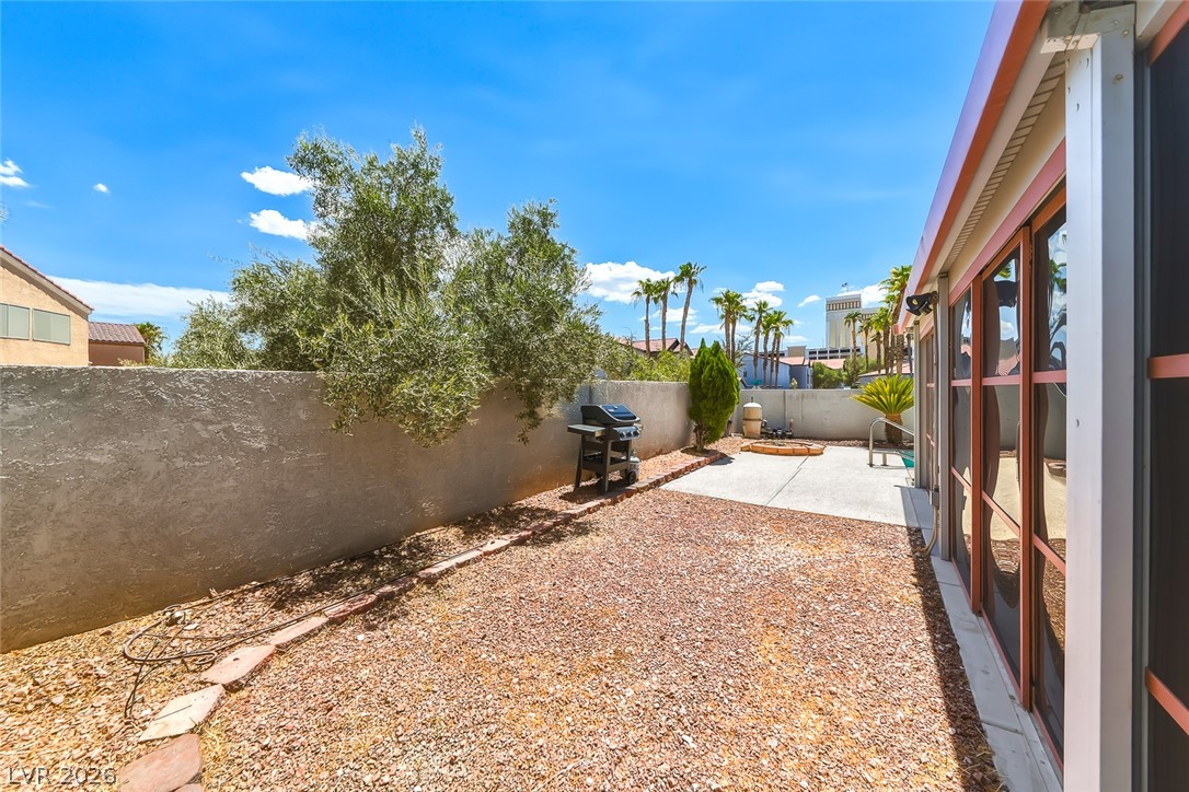 9594 Parvin Street Property Photo 32