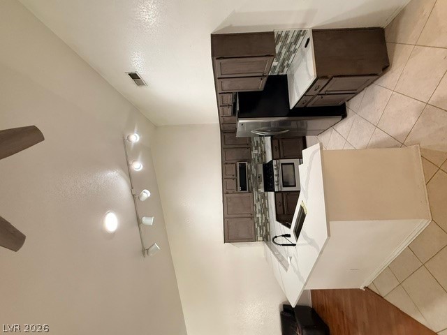 875 Serpentina Ave. Avenue Property Photo 2