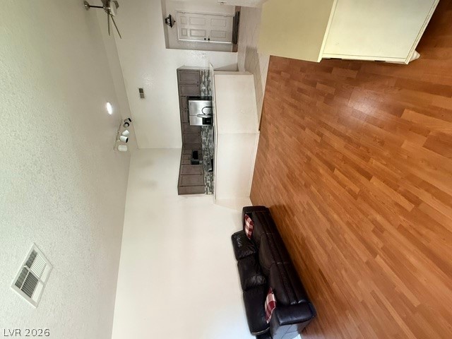 875 Serpentina Ave. Avenue Property Photo 8