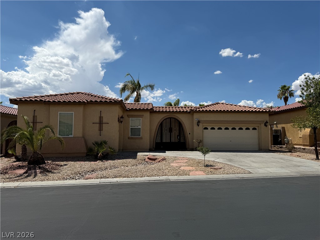 7185 Windy Peak Court Property Photo 1