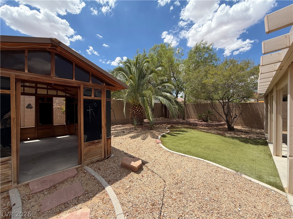 7185 Windy Peak Court Property Photo 18