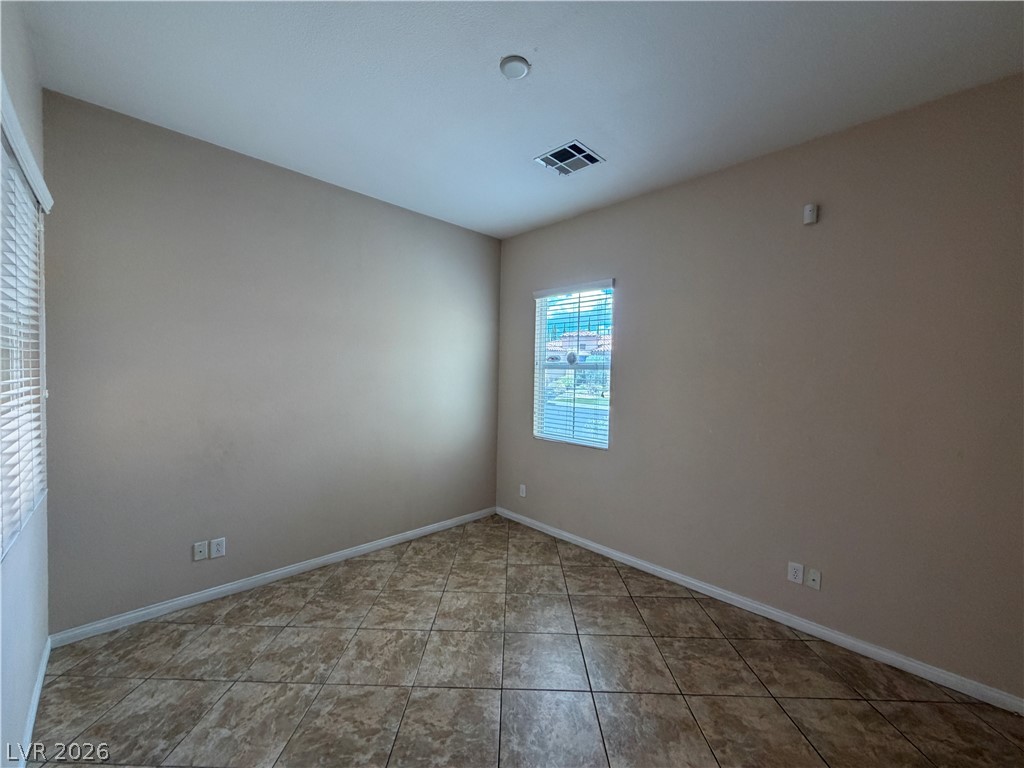 7185 Windy Peak Court Property Photo 27