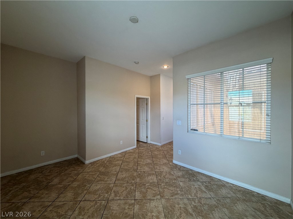 7185 Windy Peak Court Property Photo 29