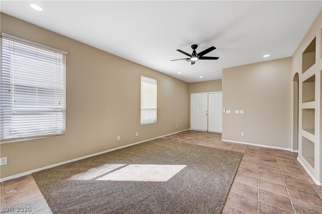 323 Jolly January Avenue Property Photo 5