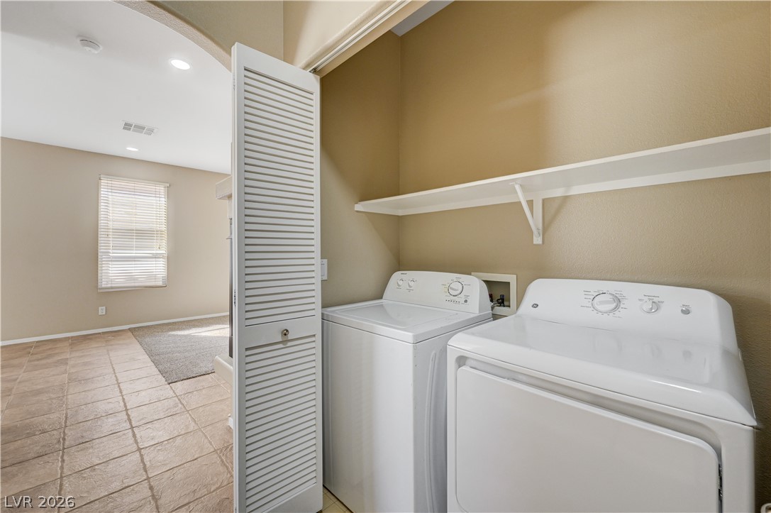 323 Jolly January Avenue Property Photo 17
