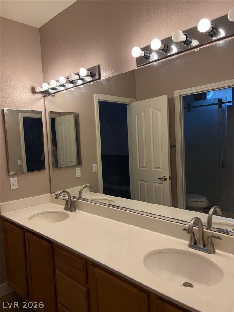 917 Coldwater Falls Way Property Photo 32
