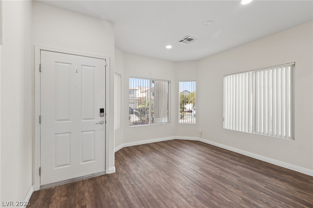 1016 Bistro Bay Avenue Property Photo 6