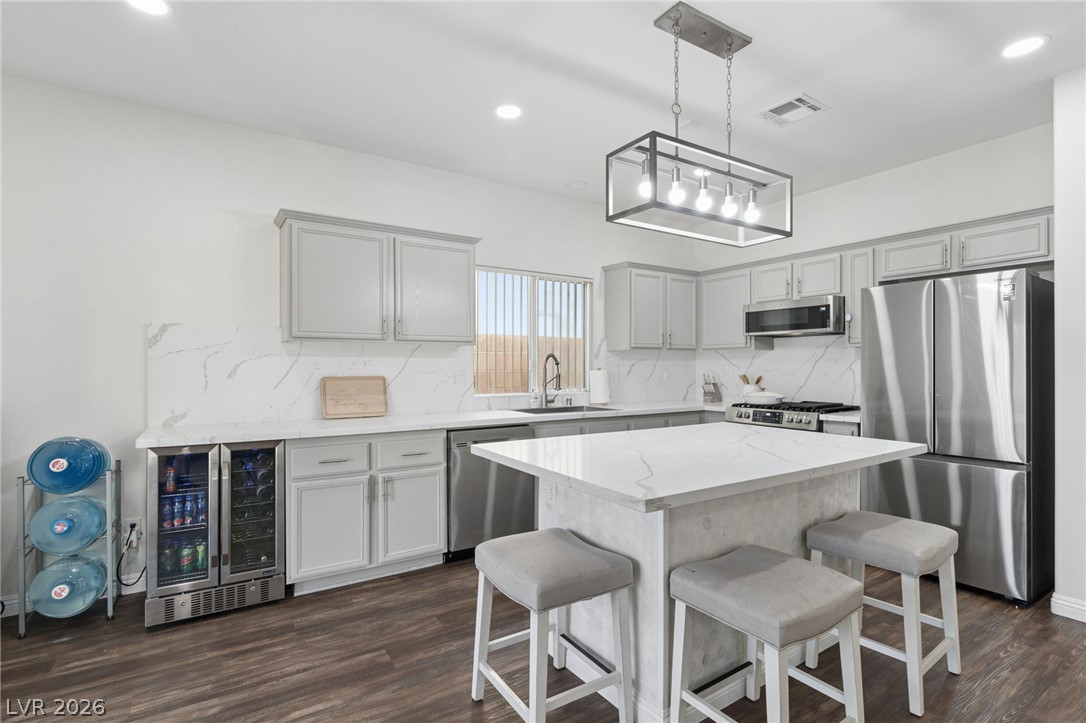 1016 Bistro Bay Avenue Property Photo 17