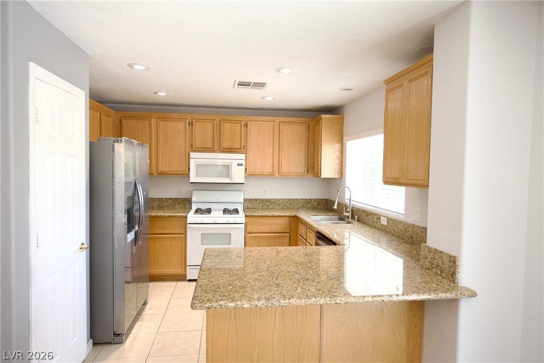 2412 Ember Mist Court Property Photo 5