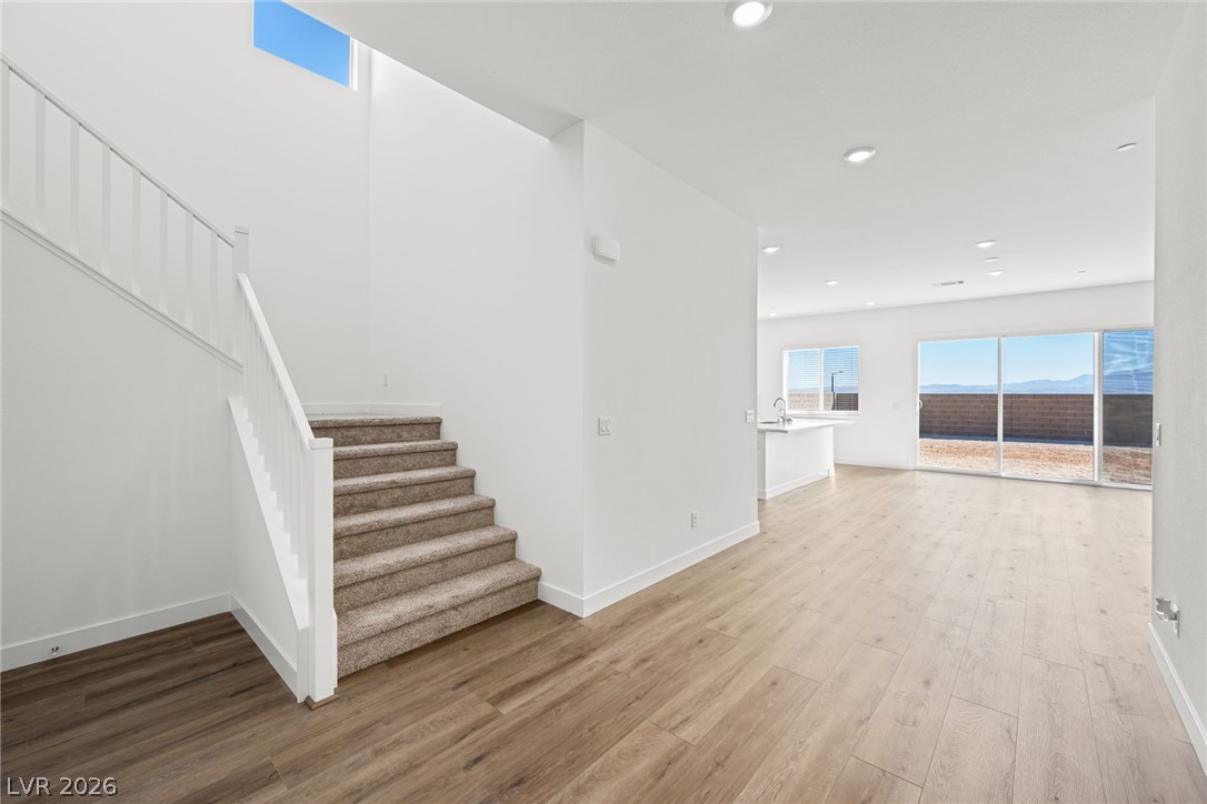 1630 Amalfi Arches Place Property Photo 3