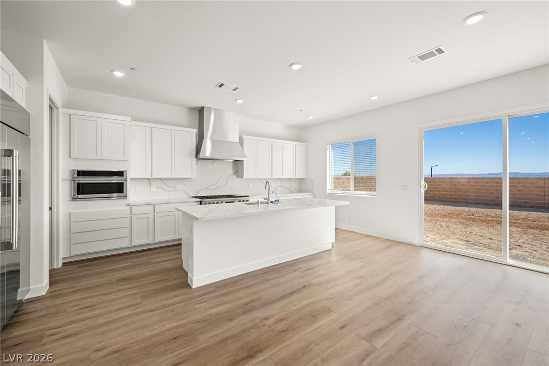 1630 Amalfi Arches Place Property Photo 4