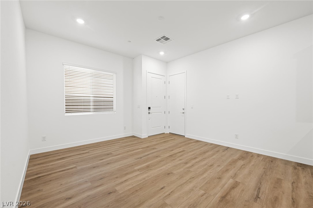 1630 Amalfi Arches Place Property Photo 17
