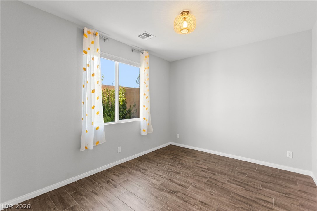 10317 Stroma Avenue Property Photo 21