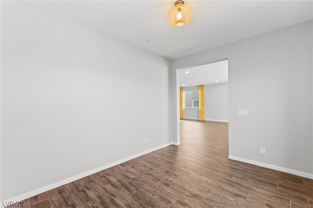 10317 Stroma Avenue Property Photo 23
