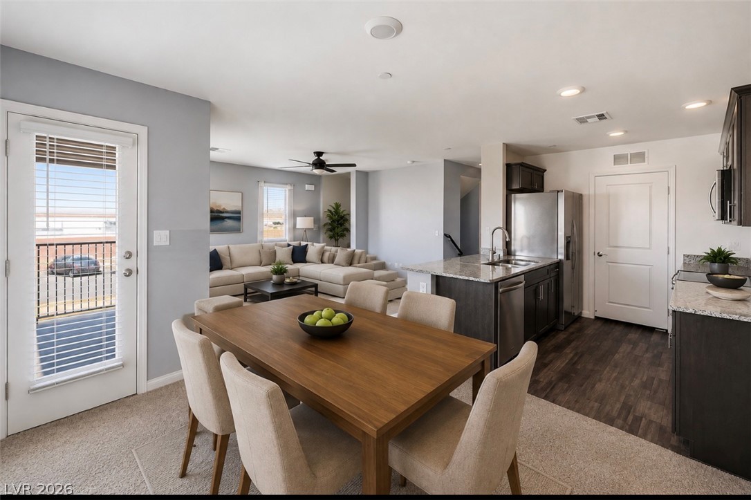 7030 Spicy Merlot Street Property Photo 3