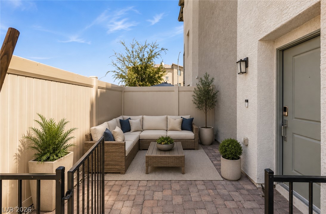 7030 Spicy Merlot Street Property Photo 5