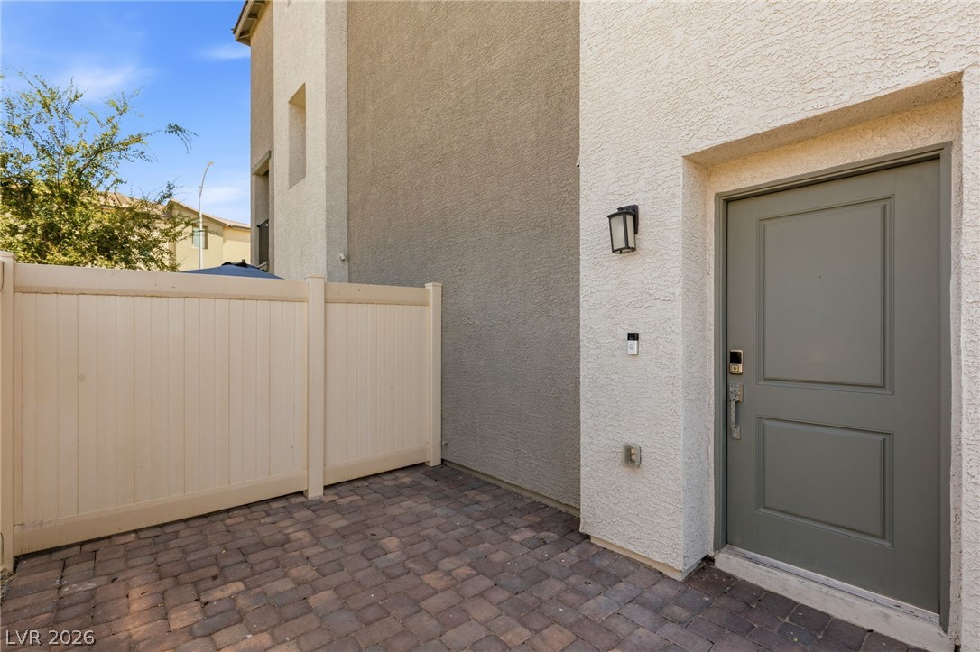 7030 Spicy Merlot Street Property Photo 7