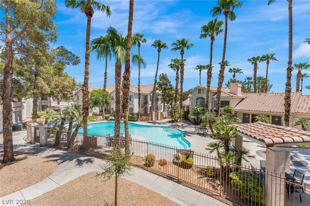 1405 South Nellis Boulevard 2015 Property Photo 4