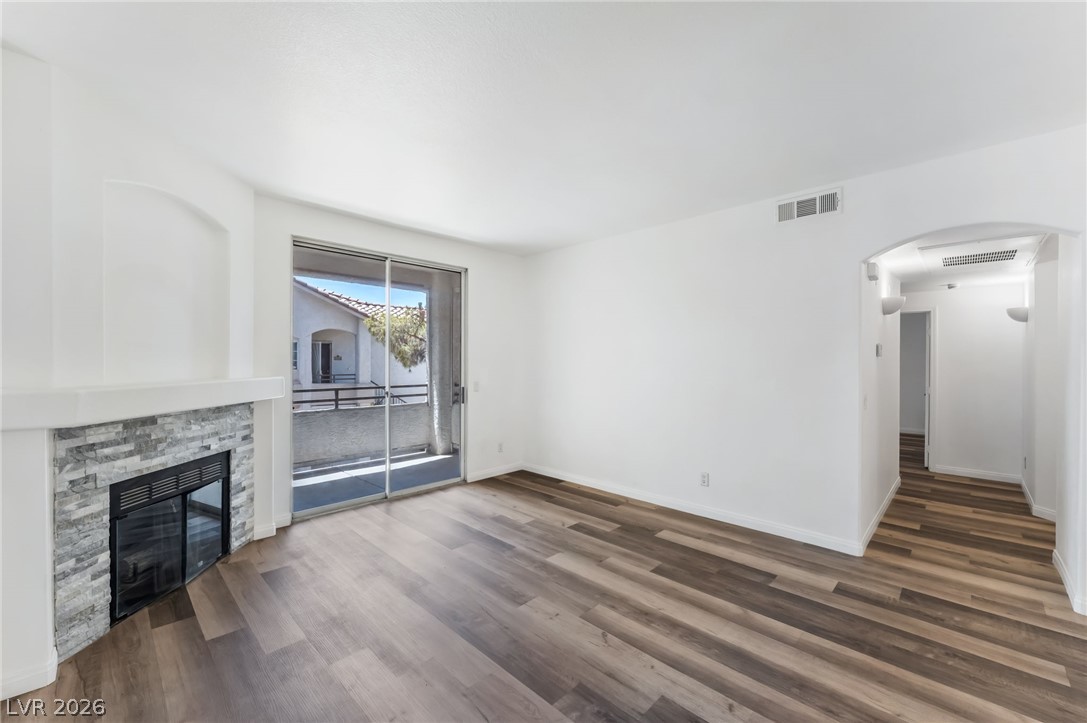 1405 South Nellis Boulevard 2015 Property Photo 6