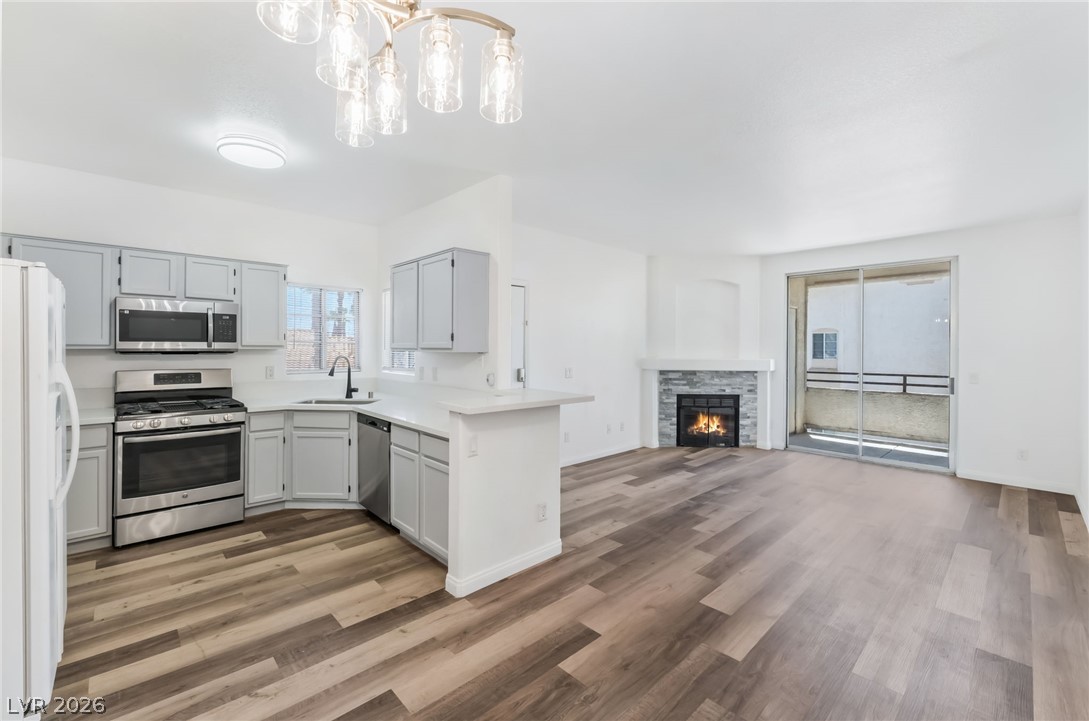 1405 South Nellis Boulevard 2015 Property Photo 10