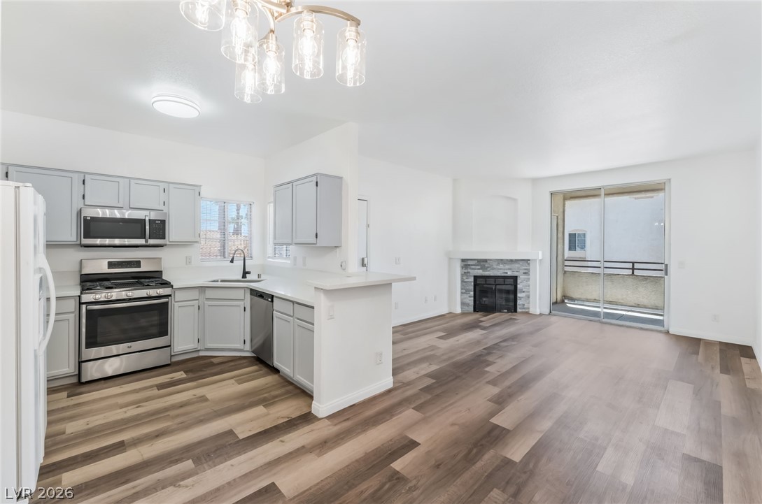 1405 South Nellis Boulevard 2015 Property Photo 11