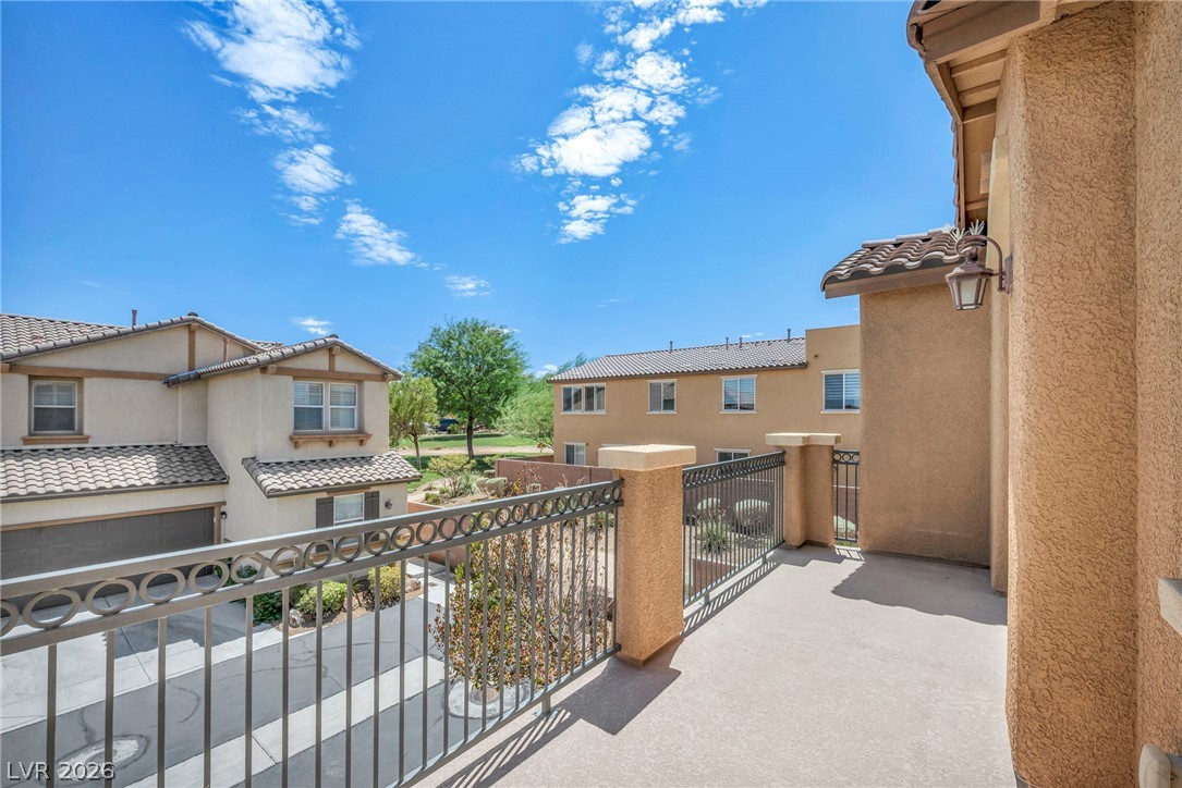 1141 Via Navona Property Photo 7