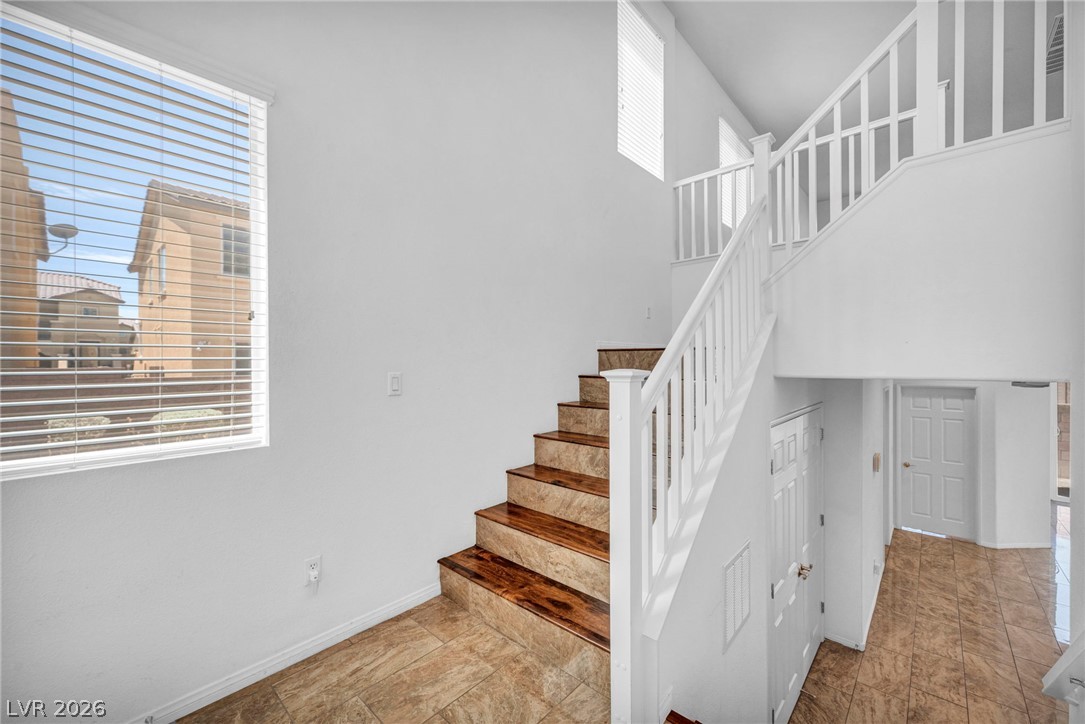 1141 Via Navona Property Photo 8