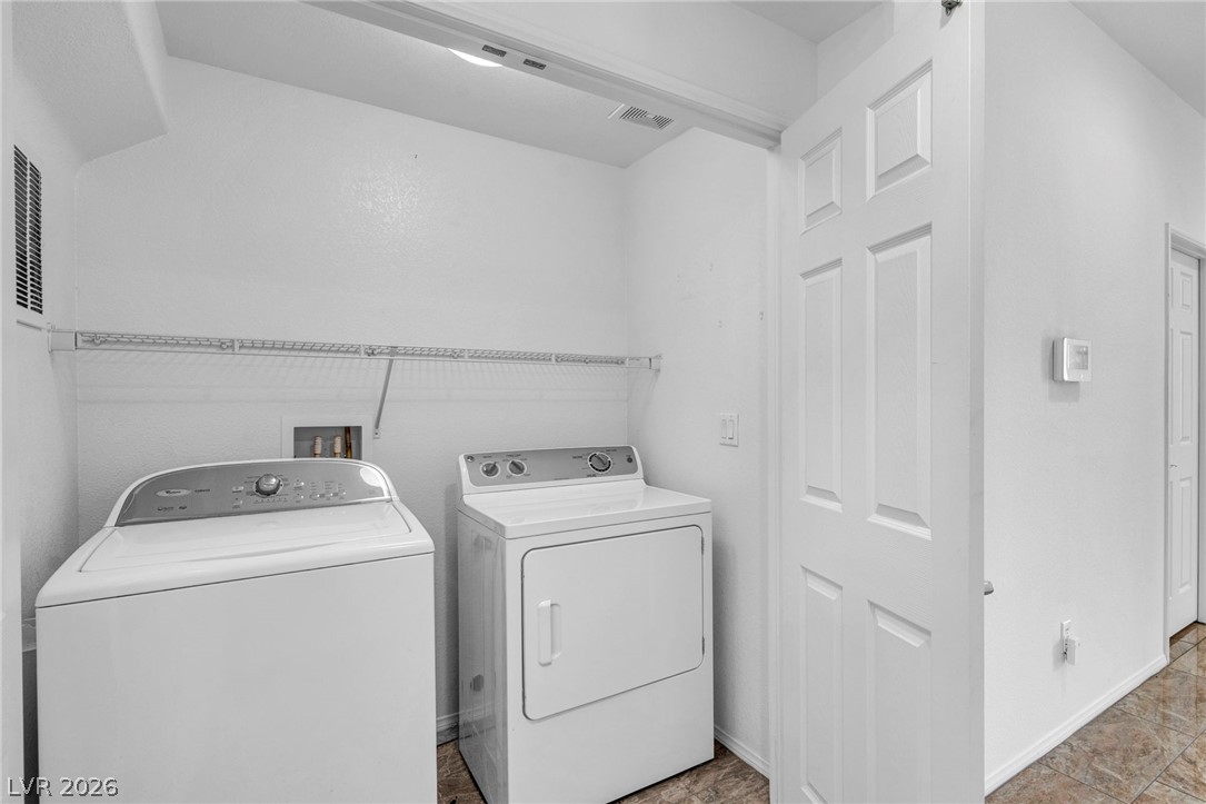 1141 Via Navona Property Photo 14