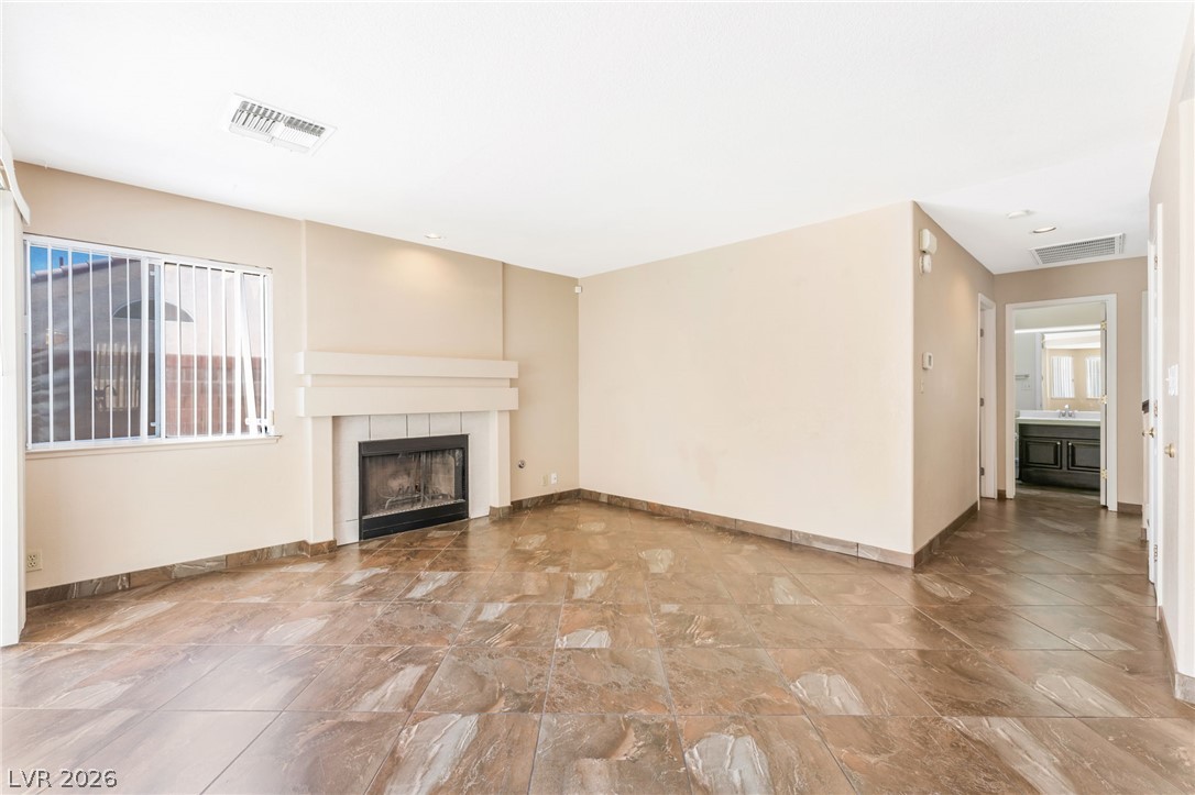 1111 Sleetridge Drive Property Photo 8