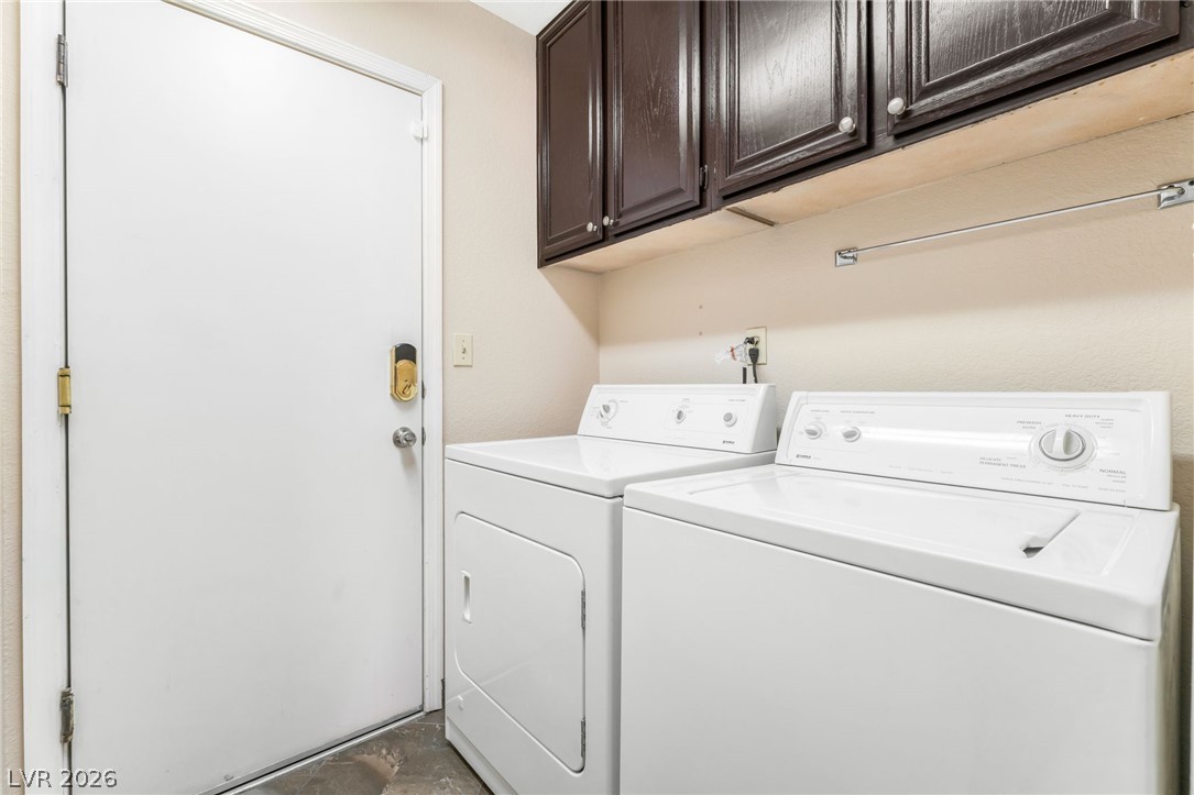 1111 Sleetridge Drive Property Photo 12