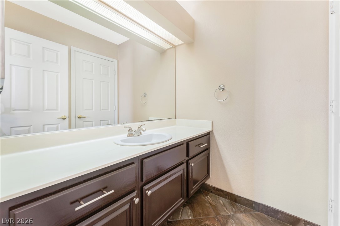 1111 Sleetridge Drive Property Photo 19