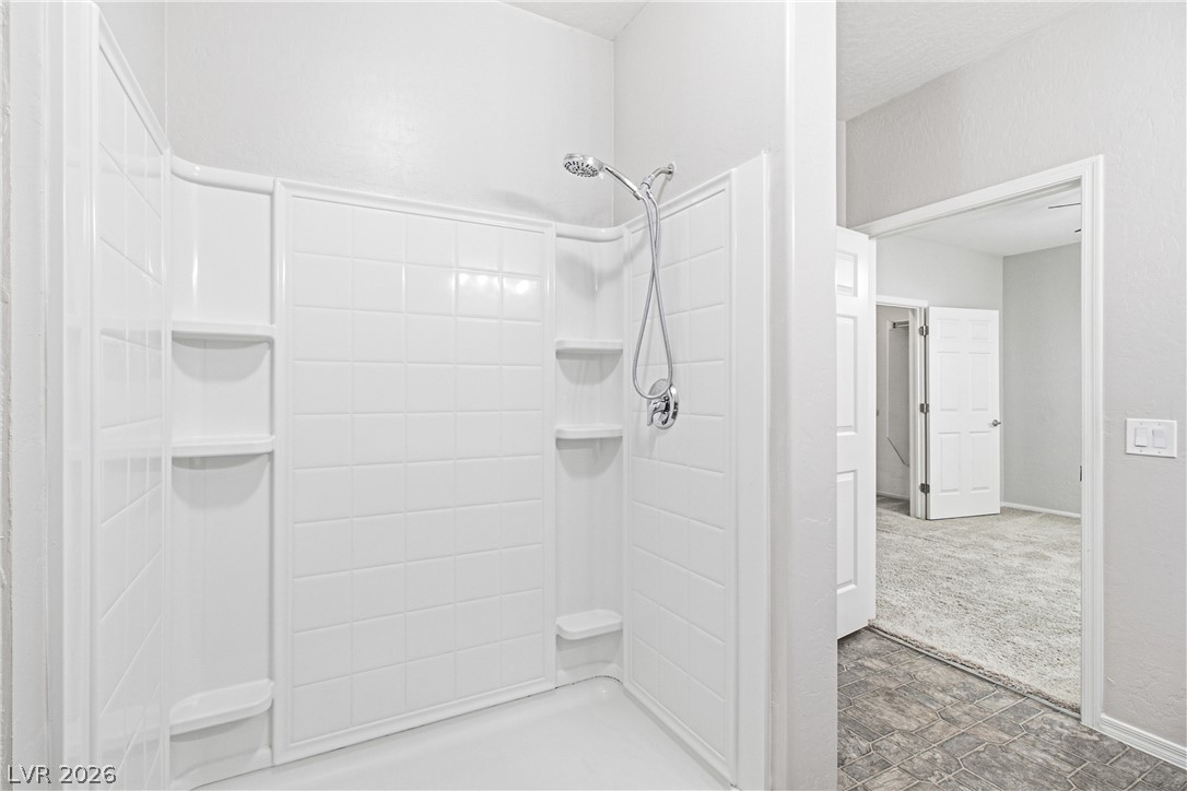 6868 Sky Pointe Drive 2051 Property Photo 12