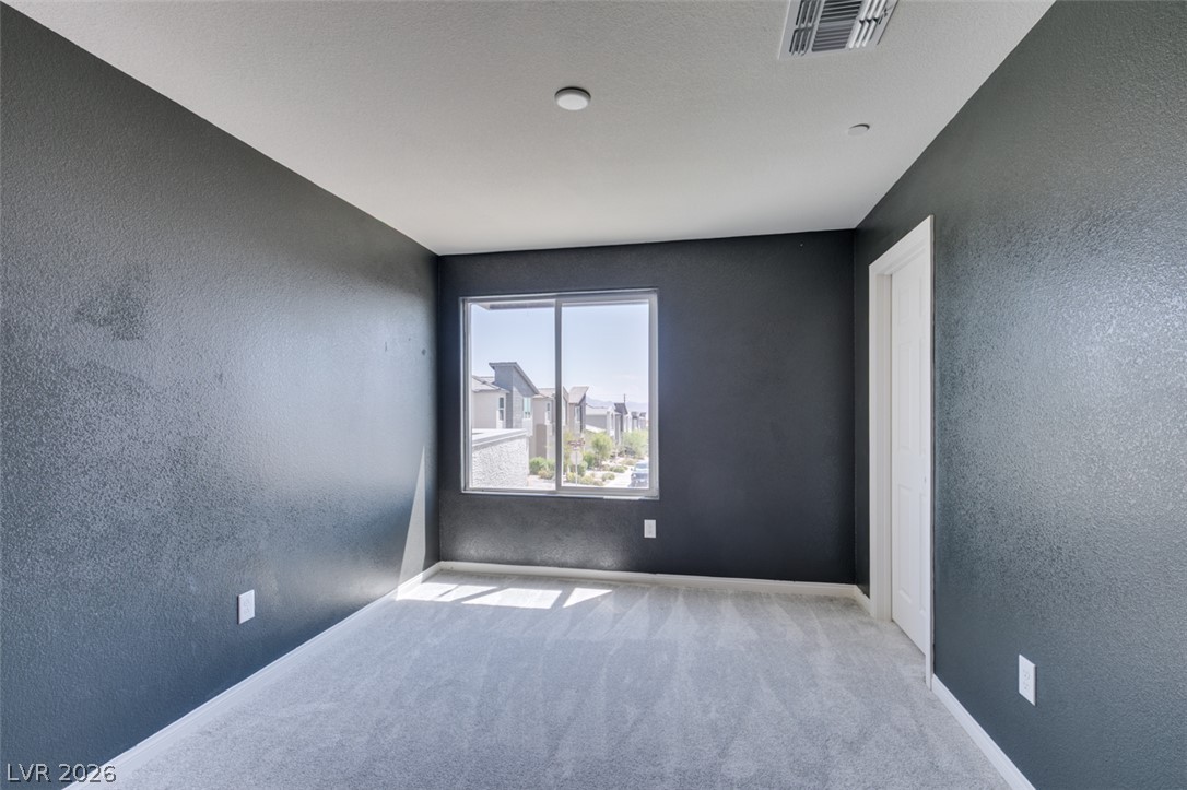 9949 Locking Biner Avenue Property Photo 21