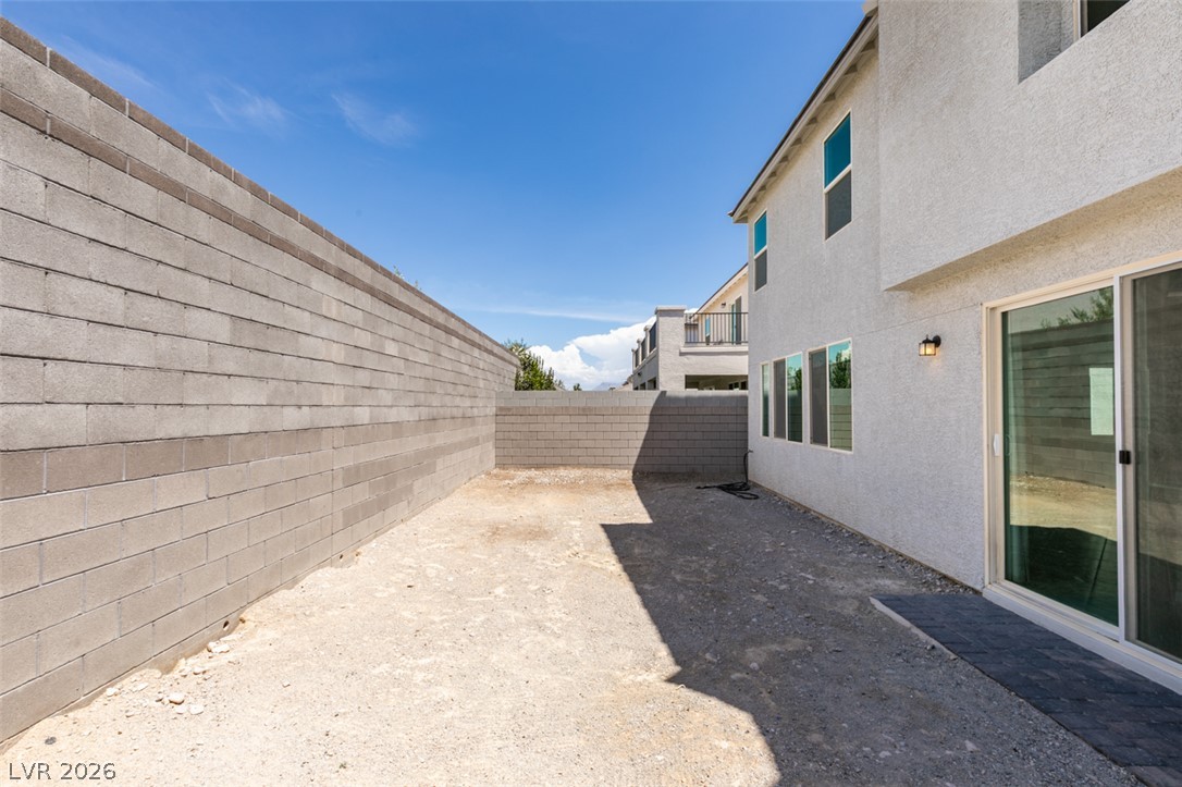 9949 Locking Biner Avenue Property Photo 23