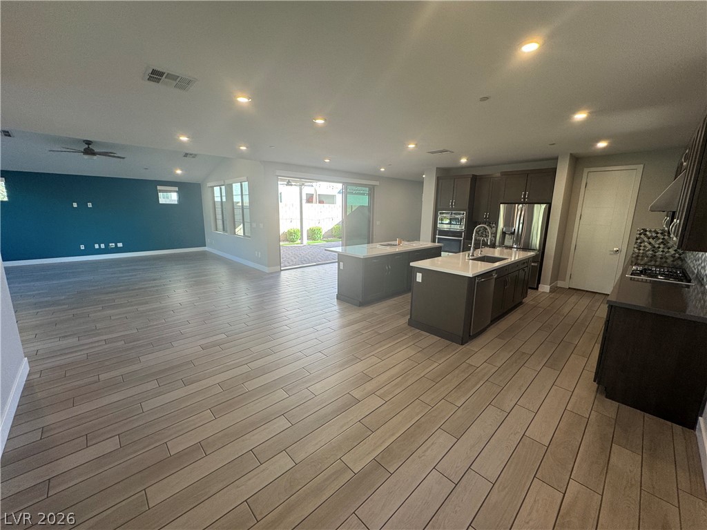 2662 Catania Street Property Photo 5