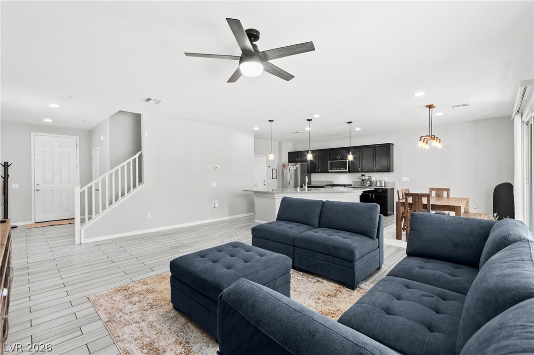 8106 Diggy Avenue Property Photo 11
