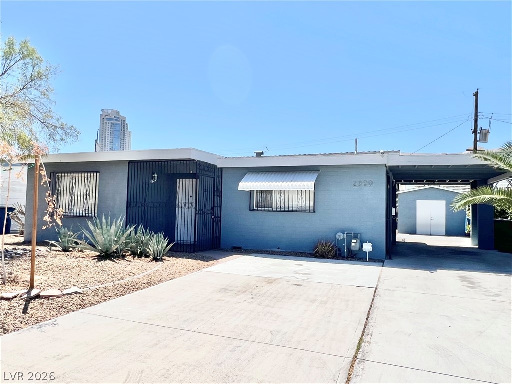 2300 Santa Clara Drive Property Photo 2
