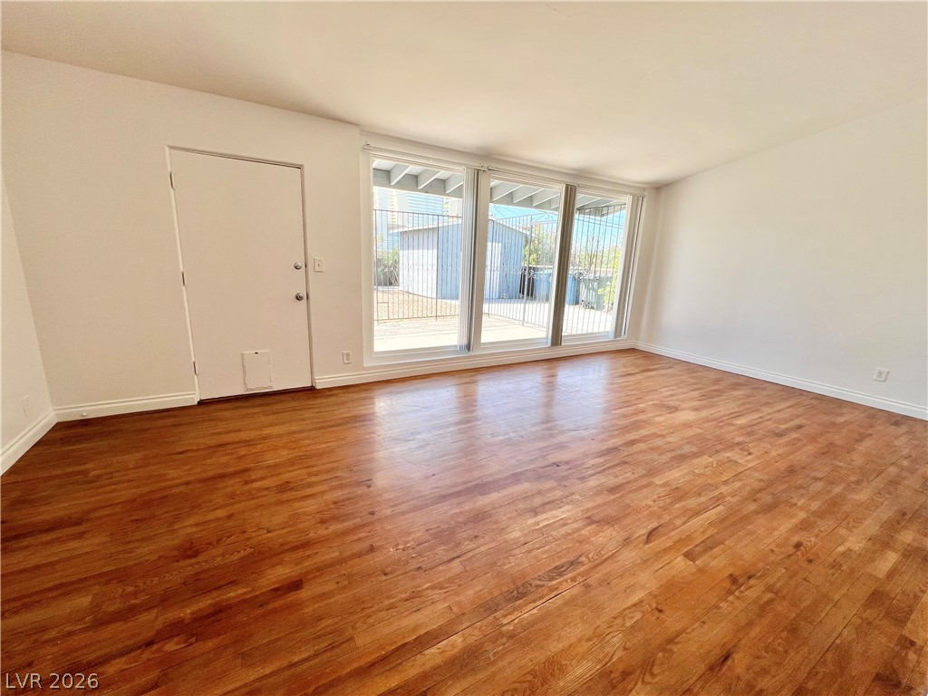 2300 Santa Clara Drive Property Photo 8