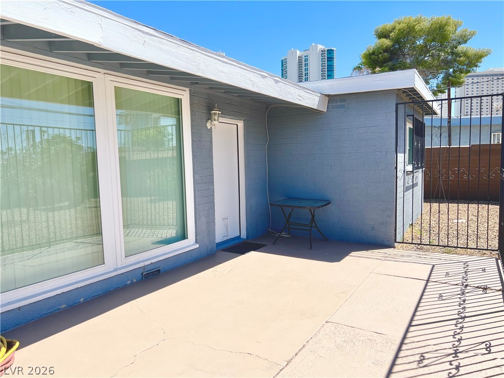 2300 Santa Clara Drive Property Photo 52