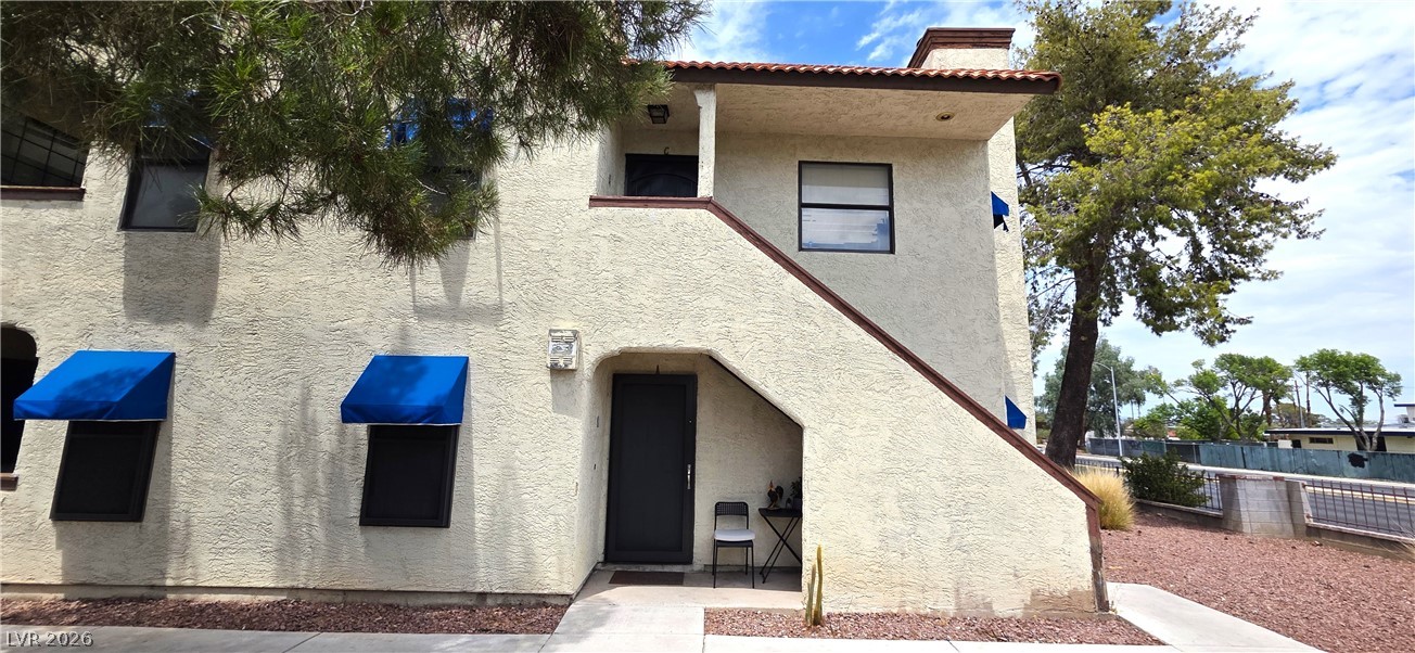 6117 West Oakey Boulevard A Property Photo 1