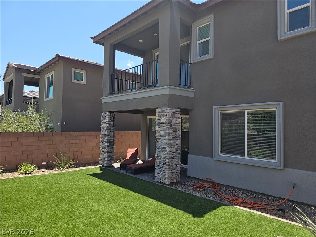 24 Strada Moscato Property Photo 9