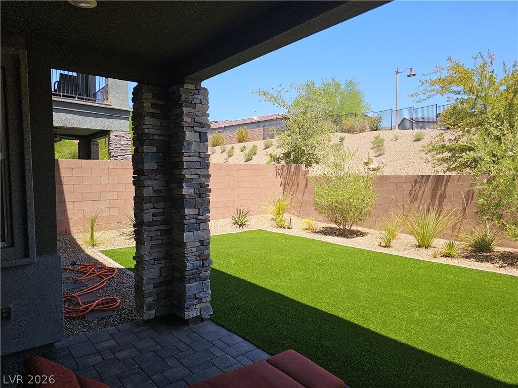 24 Strada Moscato Property Photo 48