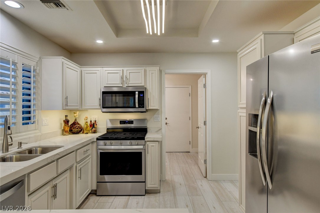 10044 Woodhouse Drive Property Photo 31